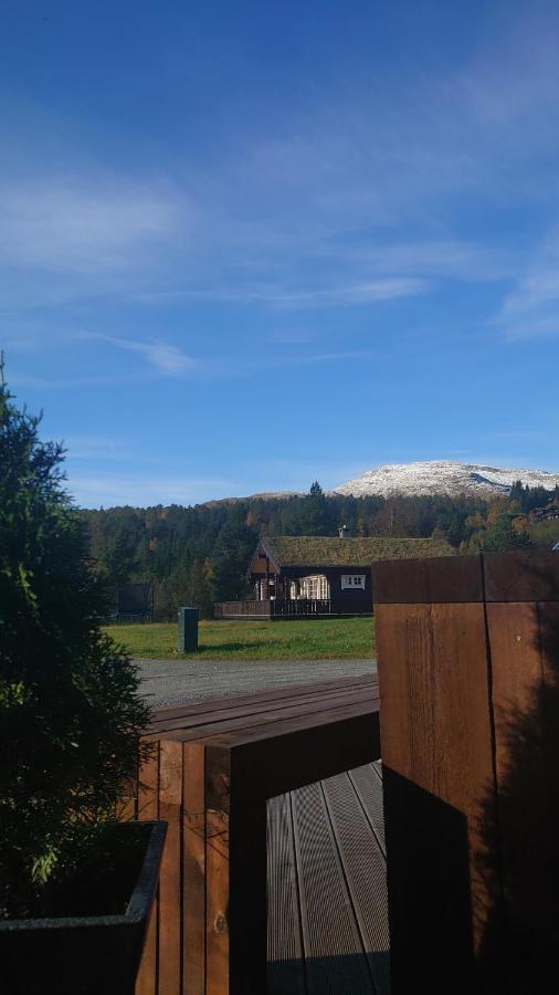 Hytte I Stryn Med Elbil Lader Екстер'єр фото