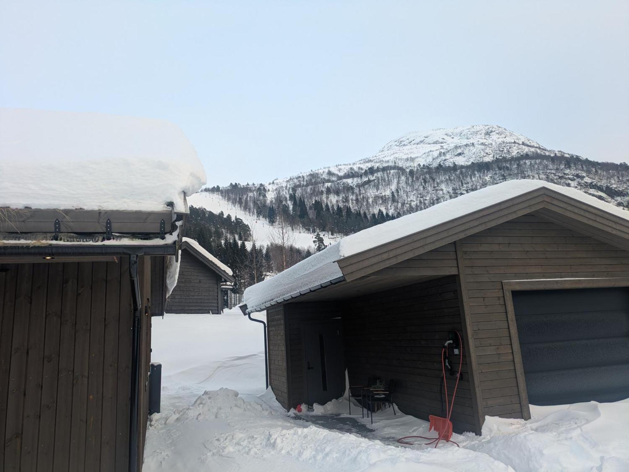 Hytte I Stryn Med Elbil Lader Екстер'єр фото